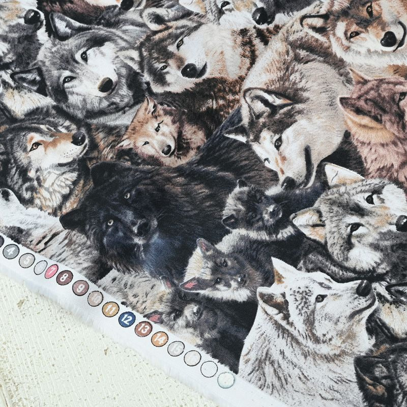 Real Wild Wolves American Wolf! 1 meter of Printed Cotton Plain Fabric, Animals,  Wolf 2024