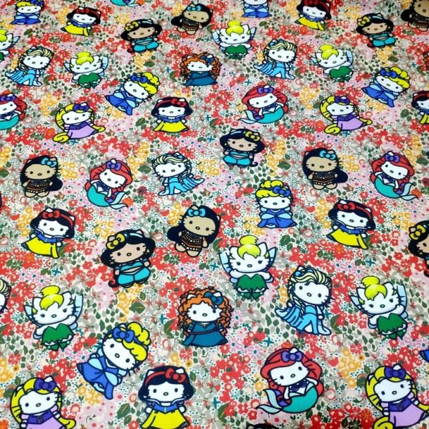 Hello Kitty Princess with Floral! 1 Meter Printed Cotton Fabric, Fabric by Yard, Yardage Bag Fabrics, Children Fabrics, Kids, Japanese