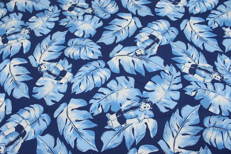 Polar Bear with Icy Leaves! 1 Meter Medium Thickness Cotton Fabric, Fabric by Yard, Yardage Cotton Fabrics for Style Clothes, Bags