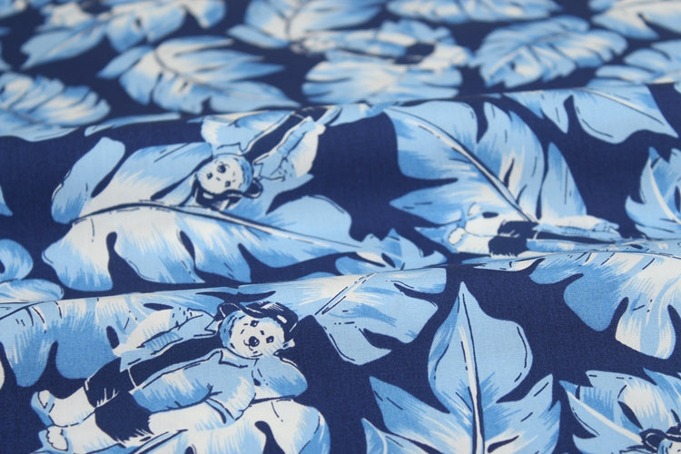 Polar Bear with Icy Leaves! 1 Meter Medium Thickness Cotton Fabric, Fabric by Yard, Yardage Cotton Fabrics for Style Clothes, Bags