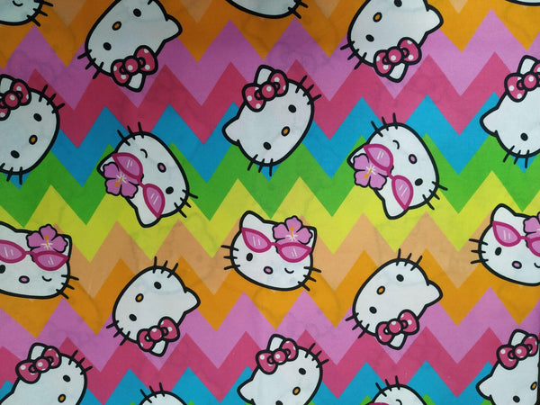 Hello Kitty Colorful Chevron! 1 Meter Printed Cotton Fabric, Fabric by Yard, Yardage Cotton Bag Fabrics, Children Fabrics, Kids, Japanese