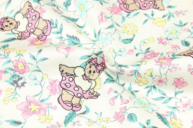 Teddy Bear Floral! 1 Meter Printed Cotton Fabric, Fabric by Yard, Yardage Fabrics, Children  Kids - fabrics-top