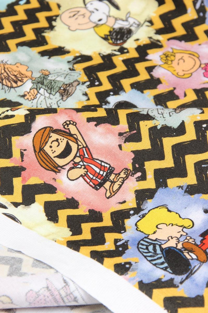 Yellow-black Chevron Snoopy! 1 Meter Printed Cotton Fabric, Fabric by Yard, Yardage Fabrics, Children  Kids - fabrics-top