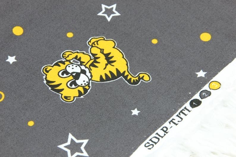 Little Tiger cub! 1 Meter Printed Cotton Fabric, Fabric by Yard, Yardage Fabrics, Children  Kids - fabrics-top