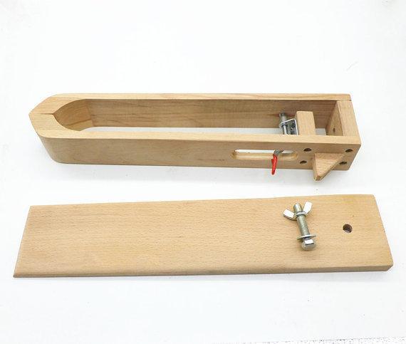 A Wooden Clamping Tool for Leather Hand-Sewing Work, Leather Handworking Stand, Leather Sewing Shelf, leather Stitching Horse, Made of Wood - fabrics-top