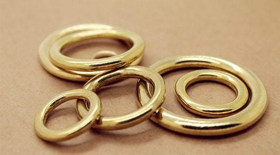 2 pcs of Quality Solid Brass Seamless O-Rings, Forged Rings, Inner Diameter 8mm 13mm 15mm 19mm 25mm 28mm, 32mm 38mm 45mm 50mm Available - fabrics-top