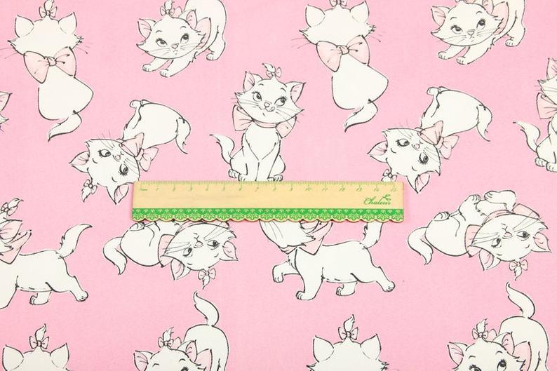 the Pets Cats and Dogs! 1 Meter Printed Cotton-Blends Fabric, Fabric by Yard, Yardage Fabrics, Children  Kids, Dalmatian Mary Cat - fabrics-top