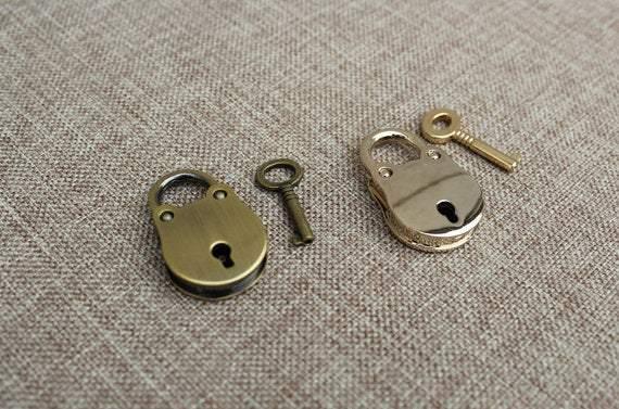 1 Piece of Lovely Rounded Bear-shaped mini Padlock for Day Collar - Mini Padlock for Bag Suitcase or Backpack, Notebook Lock, Real Lock - fabrics-top